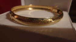 Gyönyörű 14k arany karperec