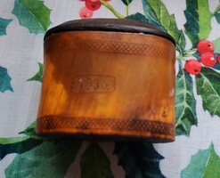 Faragott somogyi szaru sótartó 1930