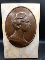 Bronze statue of Zoltán Olcsay Kiss, signed, 17 x 25 cm. 3110B