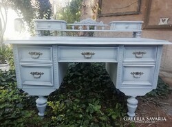 Kb 100 éves ónémet építményes íróasztal provence stílusban festve ,antikolva