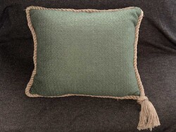 Rojtos díszpárna 57x45 cm iparművészeti bojtos nosztalgia dísz párna