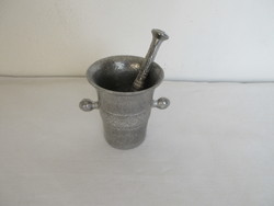 ART DECO,KIS  MÉRETŰ  ALUMINIUM MOZSÁR,TÖRŐVEL EGYÜTT. ALKUKÉPES!