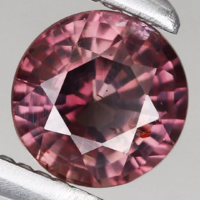 0.53ct 4.5mm Gyönyörű Zafír Ékkő, High-End minőség
