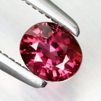 0.33ct 4.1x3.5mm Gyönyörű Zafír Ékkő, High-End minőség