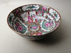 Chinese porcelain bowl - China around 1900