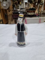 Hollóházi porcelán figura