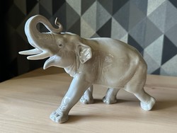 Lomonosov, Lomonoszov elefánt porcelán figura