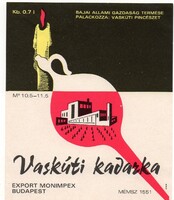 Boros címke: Vaskúti Kadarka.