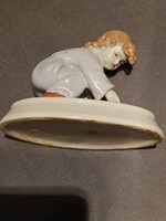 Pécsi porcelángyár (Zsolnay) szobrocska