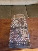 Thai asztalterítő barnás-szürke