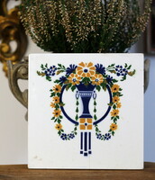 AJÁNLATÁT VÁROM: Szecessziós Villeroy & Boch csempe