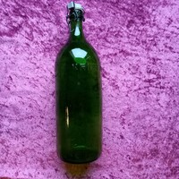 1,5 literes Margitszigeti kristályvizes palack, csatos üveg