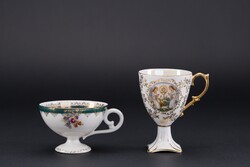 Erdmann Schlegelmilch porcelán csésze, jelzett + 1 db vallási porcelán csésze