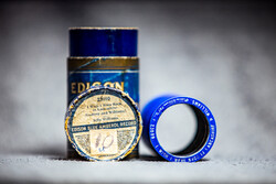 Edison fonográfhenger (Edison blue amberol record)