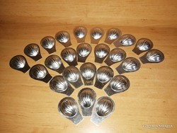 Dió fém lemez sütiforma 25 db ( (KV-1)