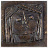 Percz János (1920 - 2000): Falidísz, bronz plasztika  - 50664