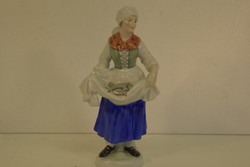 Herendi halárus nő porcelán figura A80