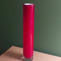 Skandináv stílusú dupla üveges vörös és fehér üveg csőváza