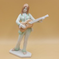 Káldor Aurél Aquincum Retro  Gitározó lány figura