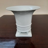 Nagy Fehér Herendi porcelán körmös kaspó, váza