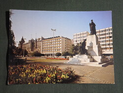 Képeslap,Debrecen,Arany bika szálló,hotel,étterem,Kossuth szobor látkép részlet, 1980-