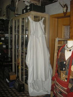 Menyasszonyi-Alkalmi ruha?