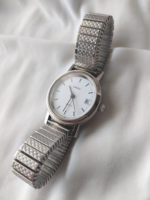 Letisztult stílusú Kienzle quartz karóra