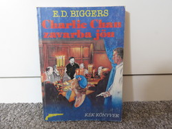 E.D. Biggers . Charlie Chan zavarba jön *