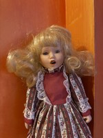 Porcelán fejű vintage baba