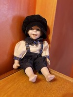 Porcelánfejű vintage baba