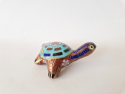 Édes kis cloisonné/rekeszzománc teknősbéka