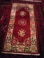 Kínai kézi csomózású gyapjú 120x62 cm szőnyeg