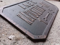 Vastag öntvény tábla dómbor 3 D kb 50cm Retró Industrial Vintage Loft Káposztás Köz utcatábla