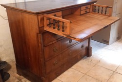 Biedermeier írókomód