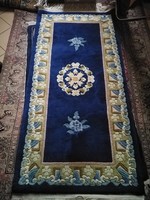 Kínai kézi csomózású gyapjú 120x62 cm szőnyeg