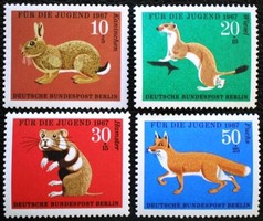 BB299-302 /  Németország - Berlin 1967 Ifjúsági jólét – Prémes állatok bélyegsor postatiszta