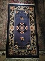 Kínai mintás kézi csomózású 125x70 cm szőnyeg