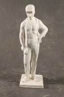 Porcelán szobor 700