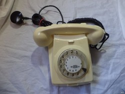 Bézs színű retro tárcsás telefon, Mechanikai M. (4270)