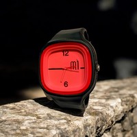 Női vagy leány rózsaszín plasztik óra a 80-es évekből, pontosan jár!, nagy méretű, digitális női óra