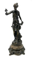 Gyönyörű bronz női szobor virággal a kezében (34cm) RZ