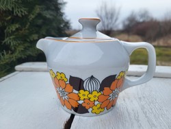 Hollóházi porcelán_a 6 szem. Seherezádé kotyogós kávéfőző kannája, kiöntője