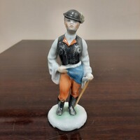 Herendi baltás, botos fiú porcelán figura
