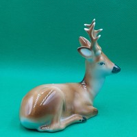 Sinkó  András Zsolnay Fekvő Szarvas figura