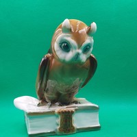 Őry Ferenc  Zsolnay Könyvön ülő bagoly figura