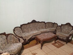 Beautiful Baroque Lounge Suite