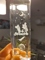 3D gravírozott üveg oszlop  Miki egér a világűrben  űrhajó földgömb