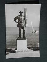 Képeslap,Balatonfüred,parti sétány,Pásztor János,Révész szobor látkép,részlet, 1964-