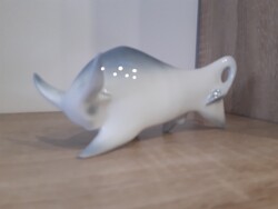 Zsolnay porcelán art deco bika.