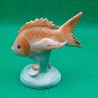 Herczeg Klára ( Weiss Klára) Kőbányai/ Drasche  porcelán Aranyhal figura